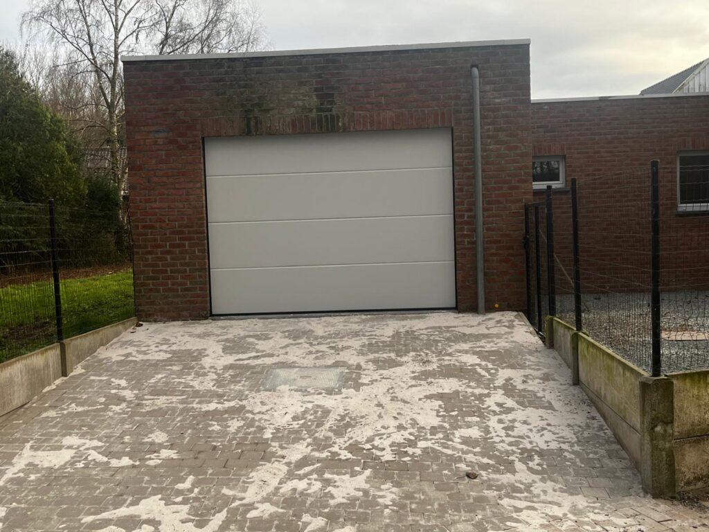 Garagepoort wit
